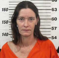 Mugshot of Hubbard, Vivian Ellen 