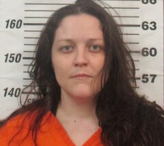 Mugshot of Crews, Laura Lynn 
